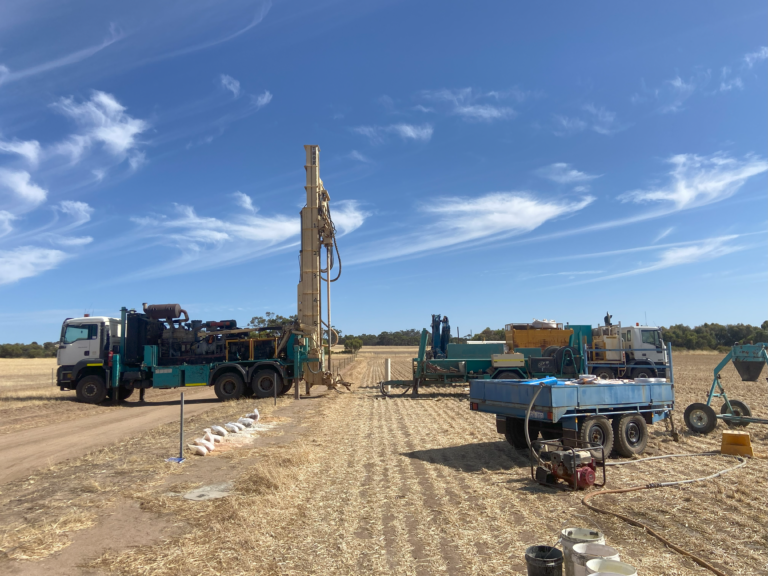 Photo of the VMS installation at UWA’s Ridgefield farm as B&T drillers line up the rig at the Avon River OzCZO site.